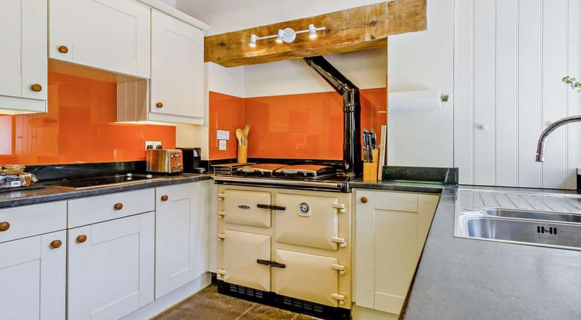 Photo of 4 Bed in Hay-on-Wye