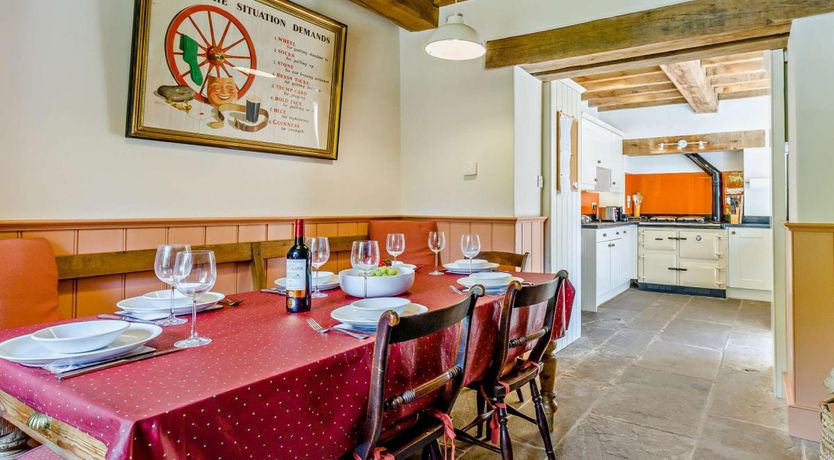 Photo of 4 Bed in Hay-on-Wye