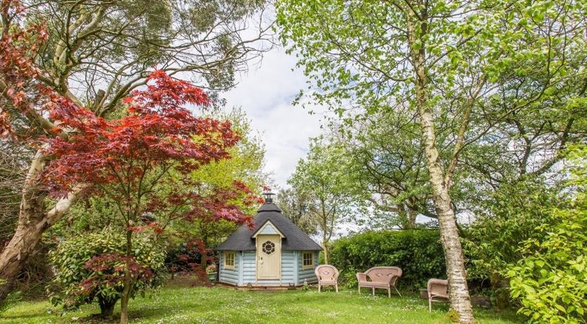 Photo of 2 Bed in Gurney Slade