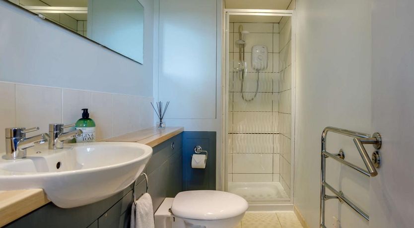 Photo of 2 Bed in Gurney Slade