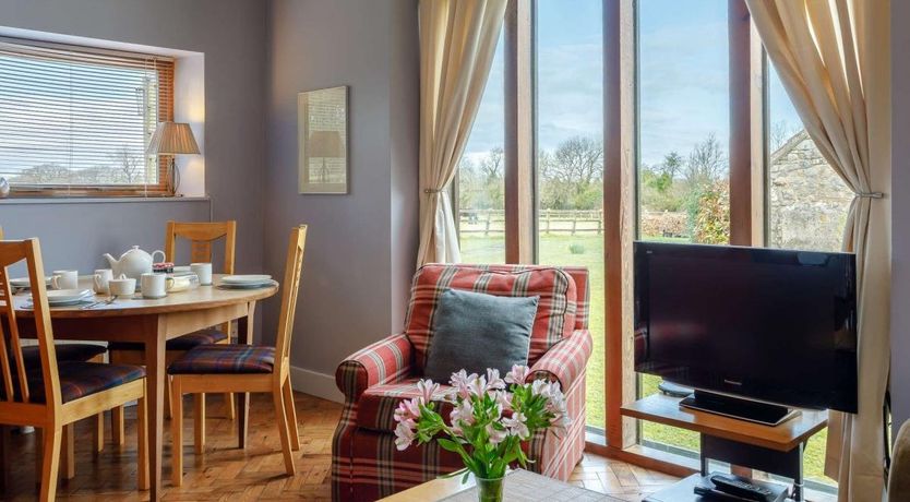 Photo of 2 Bed in Gurney Slade