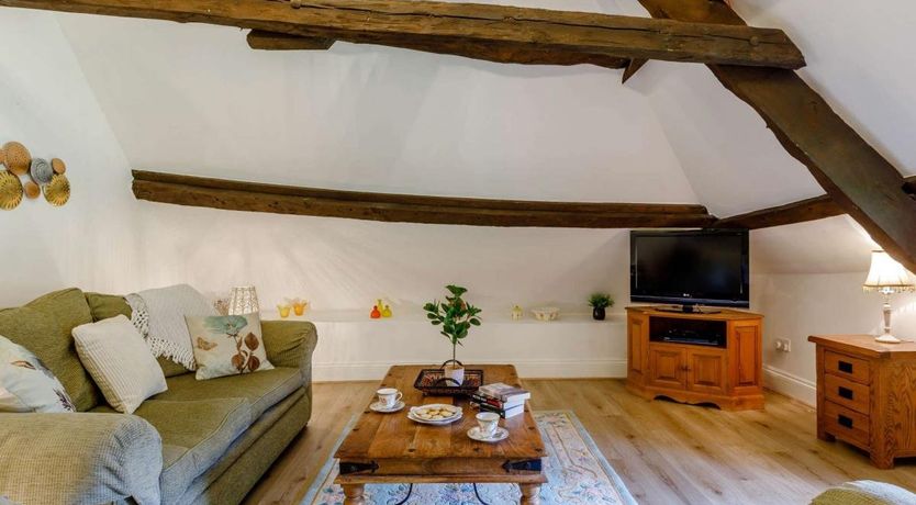 Photo of 1 Bed in Roadwater