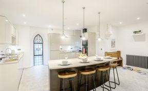 Photo of in Matlock (80535)