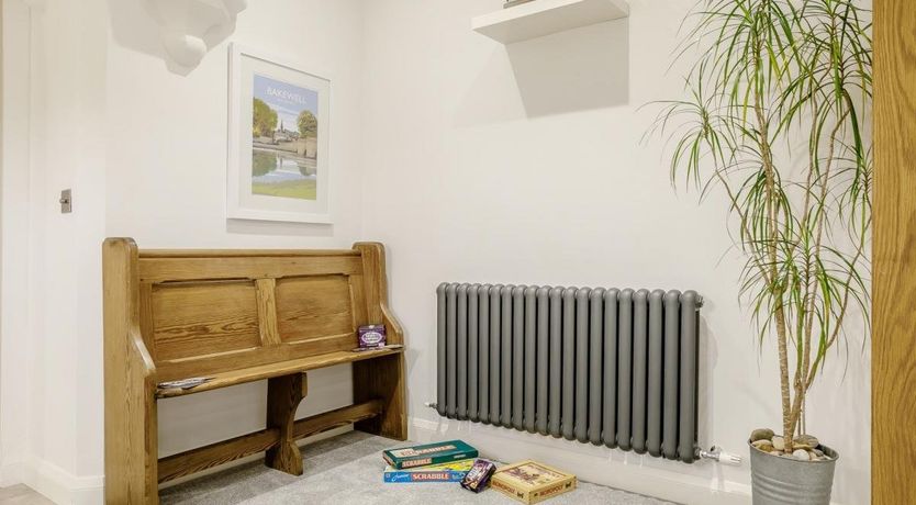 Photo of 2 Bed in Matlock