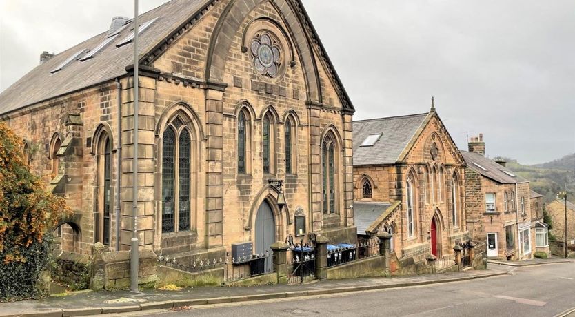 Photo of 2 Bed in Matlock