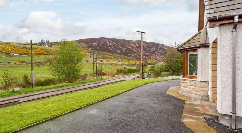 Photo of 4 Bed in Helmsdale