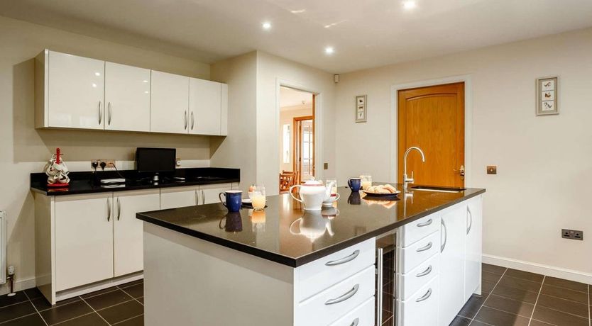 Photo of 4 Bed in Helmsdale