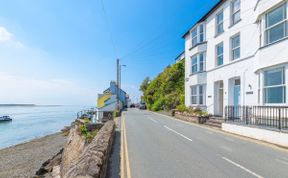 Photo of in Aberdovey (DY038)