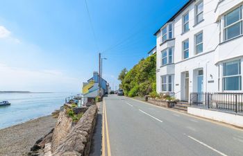 in Aberdovey (DY038) Holiday Cottage