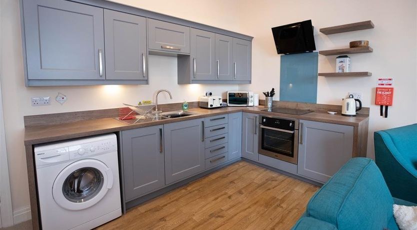 Photo of 2 Bed in Tenby