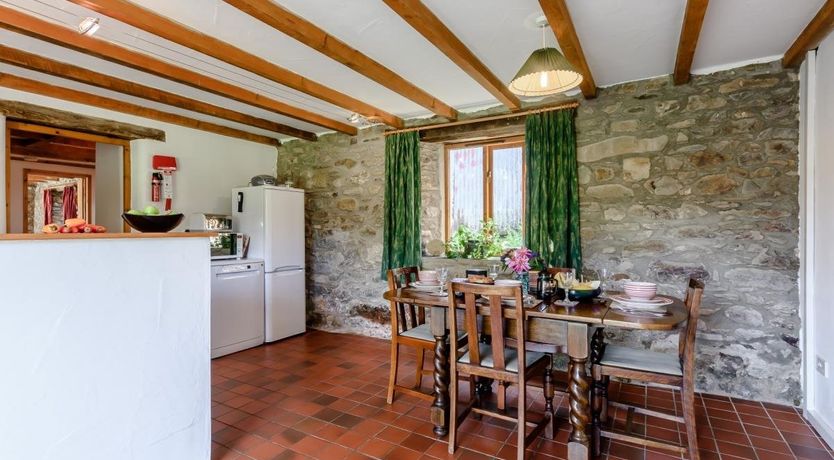 Photo of 2 Bed in Newport