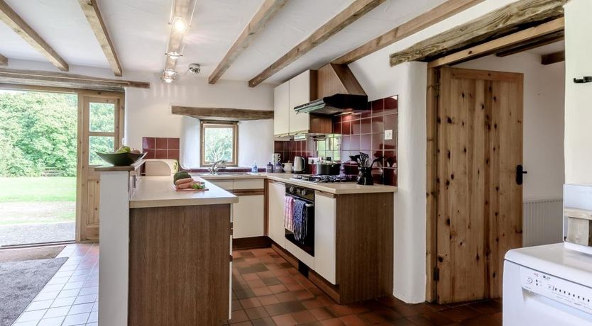 Photo of 2 Bed in Newport