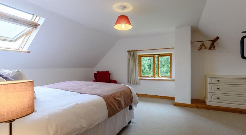 Photo of 2 Bed in Newport