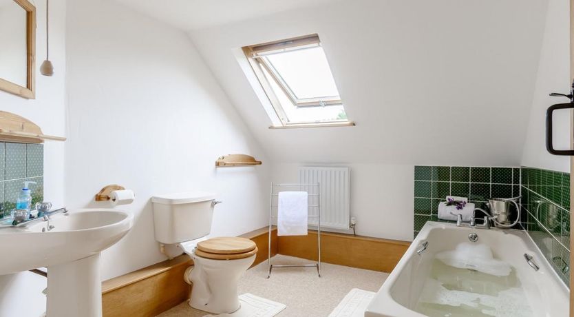 Photo of 2 Bed in Newport