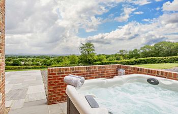 4 Bed in Chard Holiday Cottage