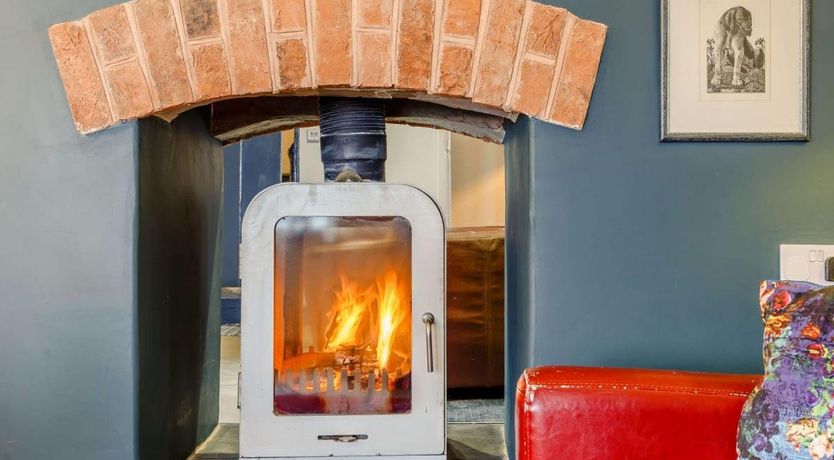 Photo of 3 Bed in Lympstone