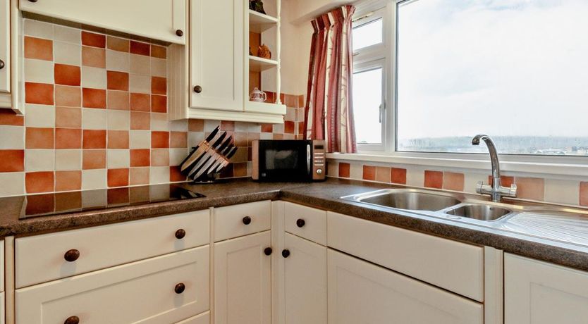 Photo of 2 Bed in Tenby