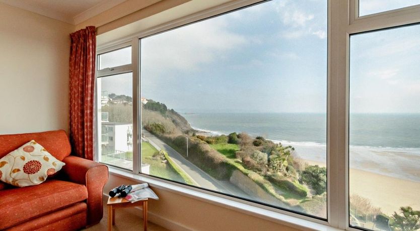 Photo of 2 Bed in Tenby