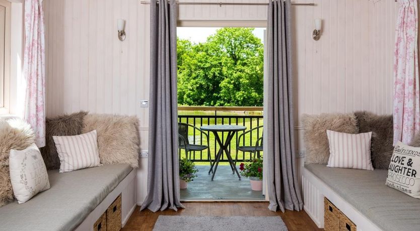 Photo of 1 Bed in Garth