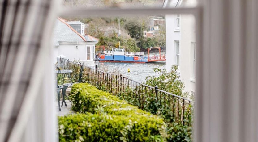 Photo of 3 Bed in Fowey