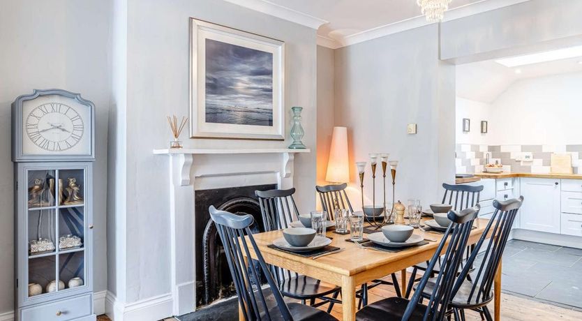 Photo of 3 Bed in Fowey