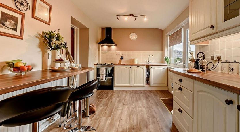 Photo of 2 Bed in Llandovery