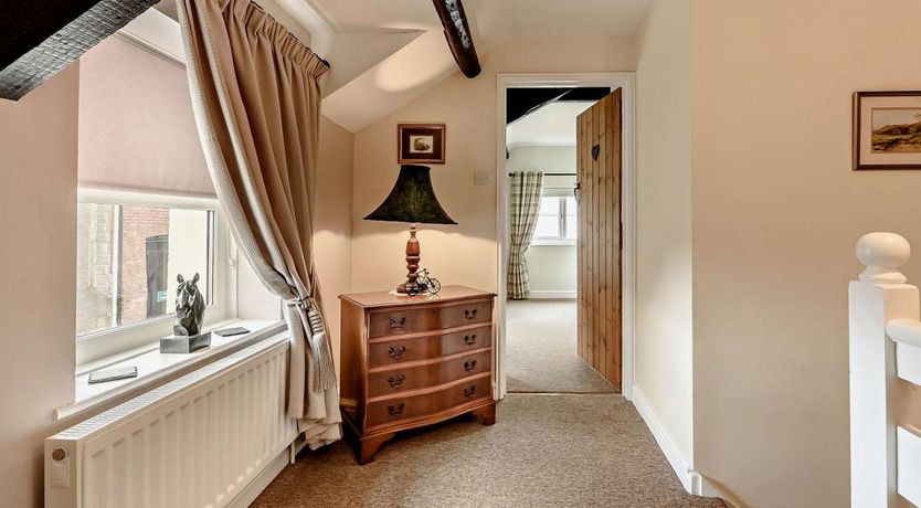 Photo of 2 Bed in Llandovery