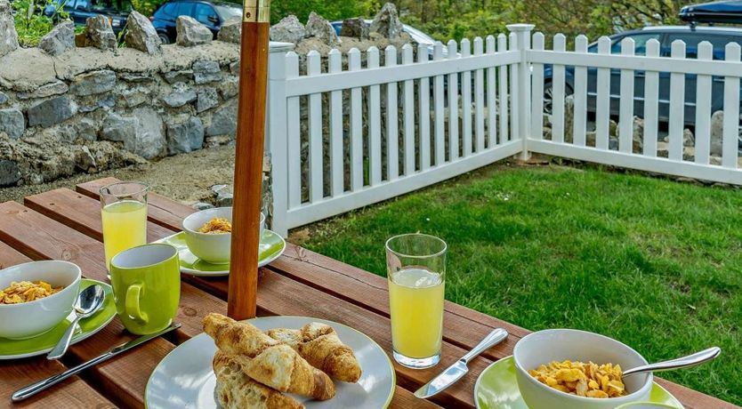 Photo of 3 Bed in Tenby