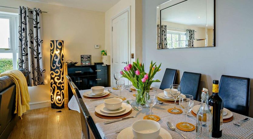 Photo of 3 Bed in Tenby