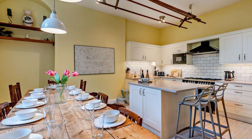 Photo of 6 Bed in Appleby in Westmorland