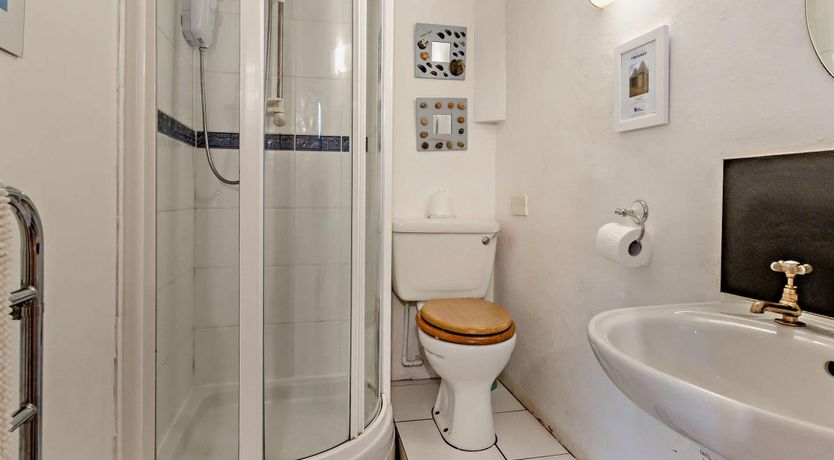 Photo of 9 Bed in Cray