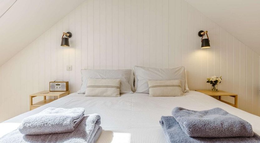 Photo of 1 Bed in Cadgwith