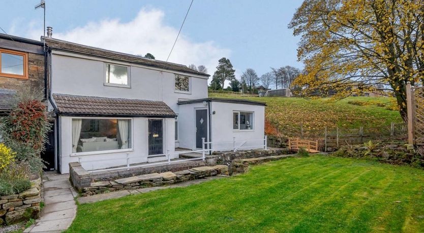 Photo of 2 Bed in Barnoldswick