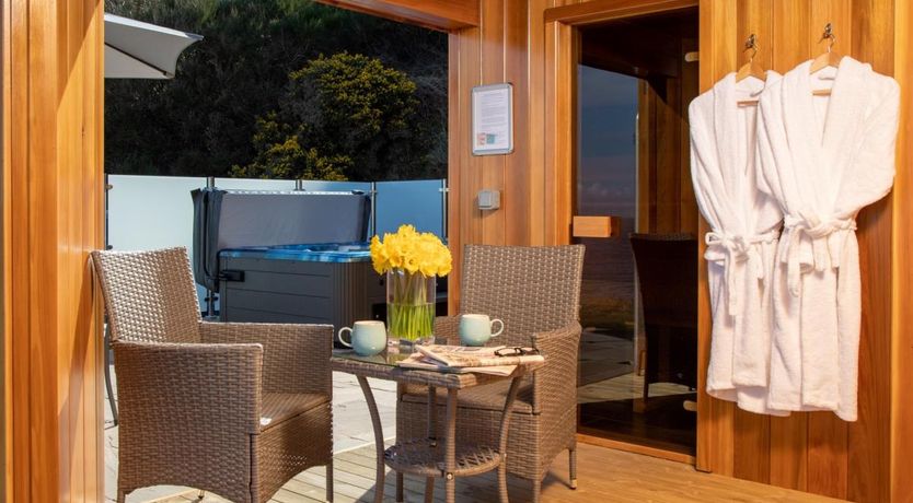 Photo of 1 Bed in Auchencairn