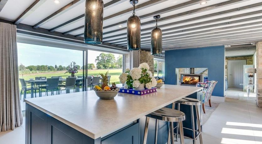 Photo of 6 Bed in Gilling West