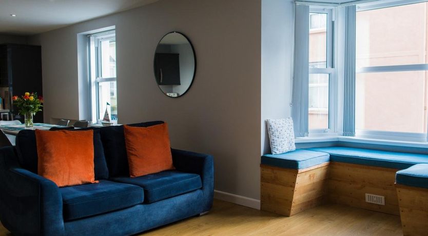 Photo of 2 Bed in Tenby