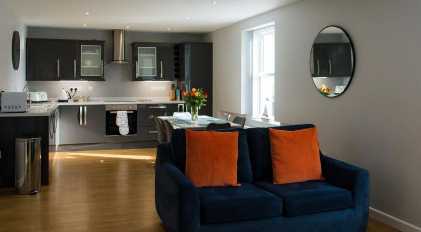 Photo of 2 Bed in Tenby