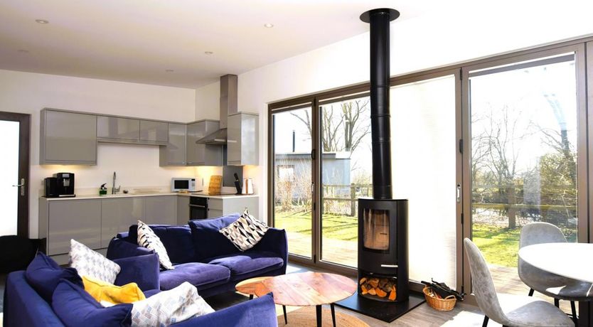 Photo of 2 Bed in East Bergholt