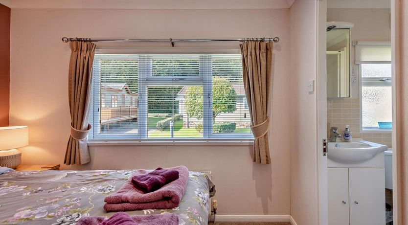 Photo of 3 Bed in Stepaside