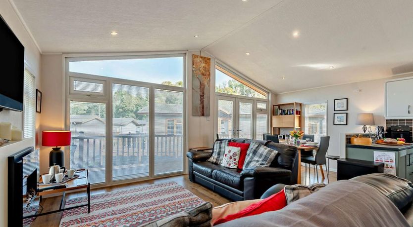 Photo of 3 Bed in Stepaside