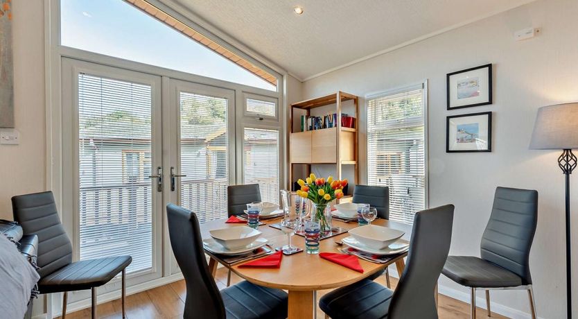 Photo of 3 Bed in Stepaside