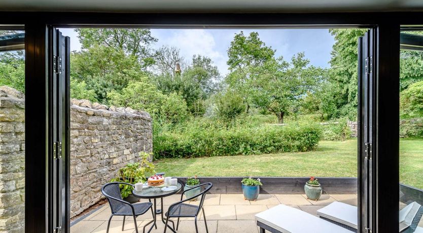 Photo of 1 Bed in Shepton Mallet