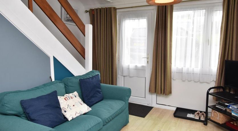 Photo of 2 Bed in Freshwater East