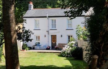2 Bed in Par- Holiday Cottage