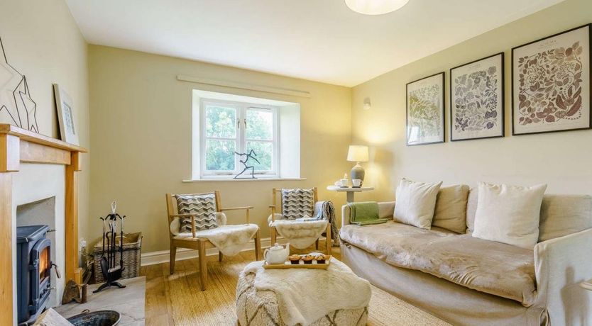 Photo of 3 Bed in Healey