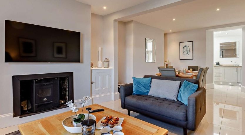 Photo of 3 Bed in Brixham