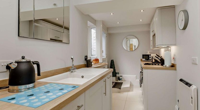 Photo of 3 Bed in Brixham