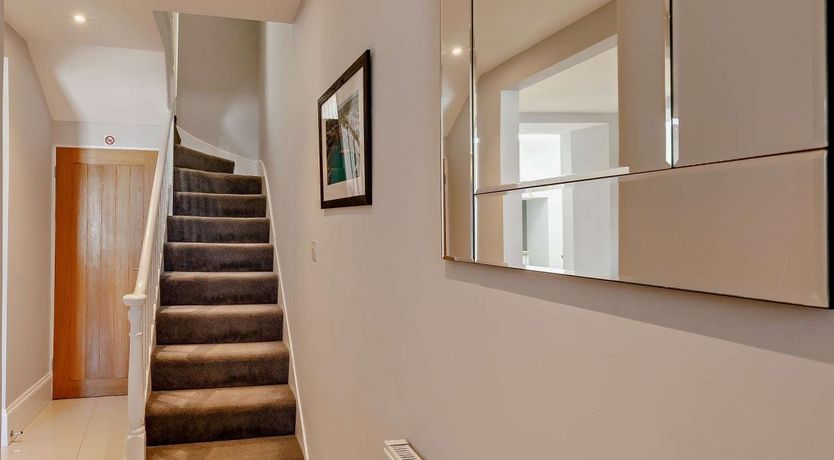 Photo of 3 Bed in Brixham