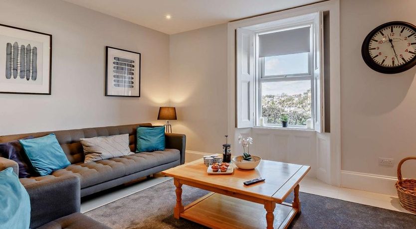 Photo of 3 Bed in Brixham