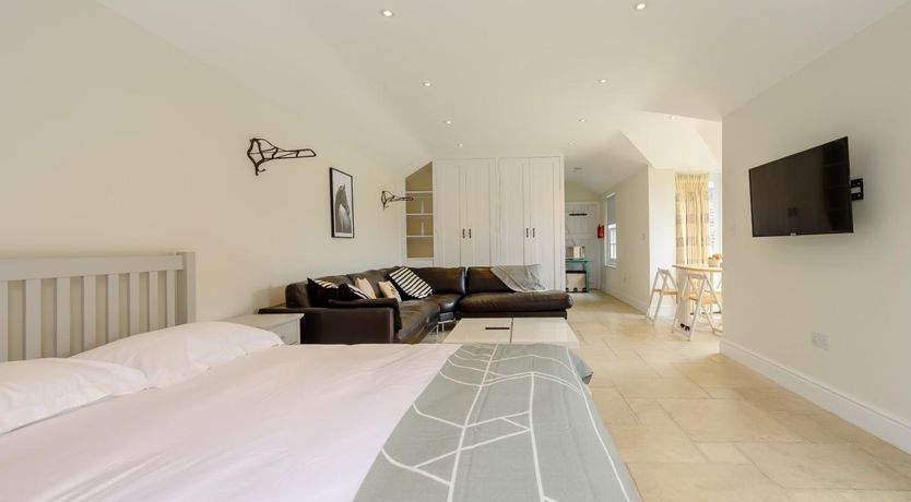 Photo of 1 Bed in Manningtree